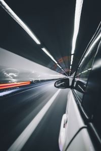 2022年才入场，通用(GM.US)如何从中国电动豪车市场掘金？